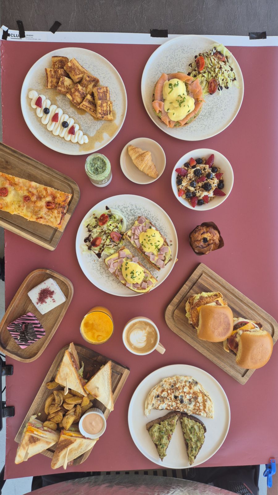 Πιάτα brunch σε top view